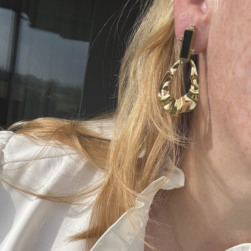 Amara  Black image 1